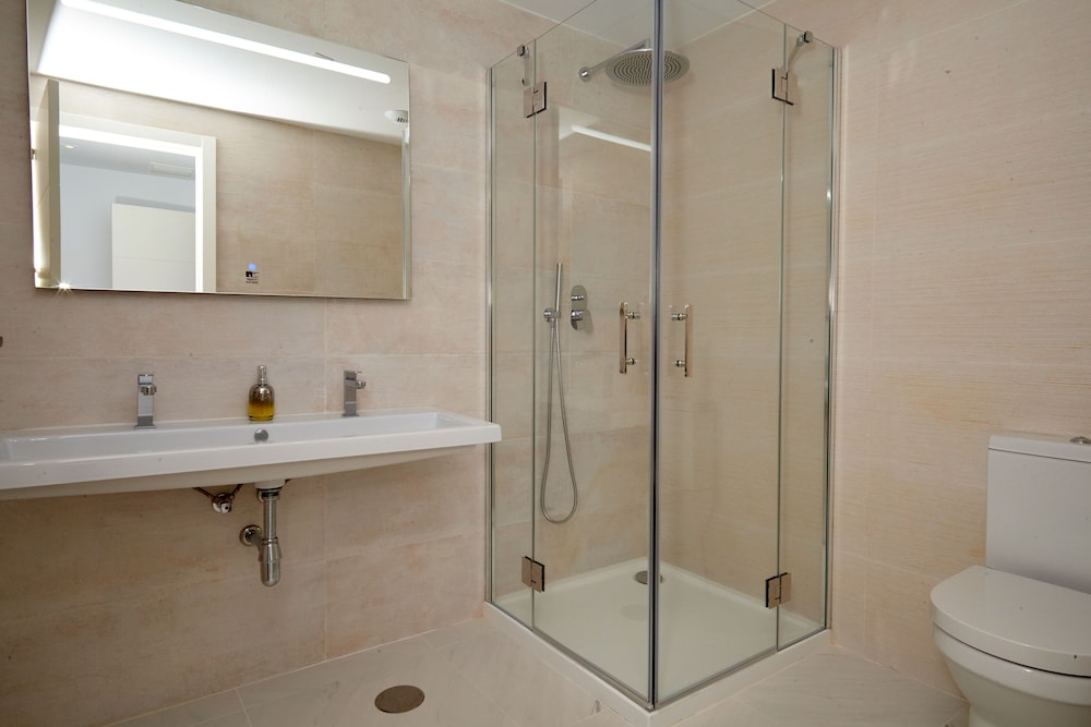 ESTEPONA HOLIDAY HILLS 50/50