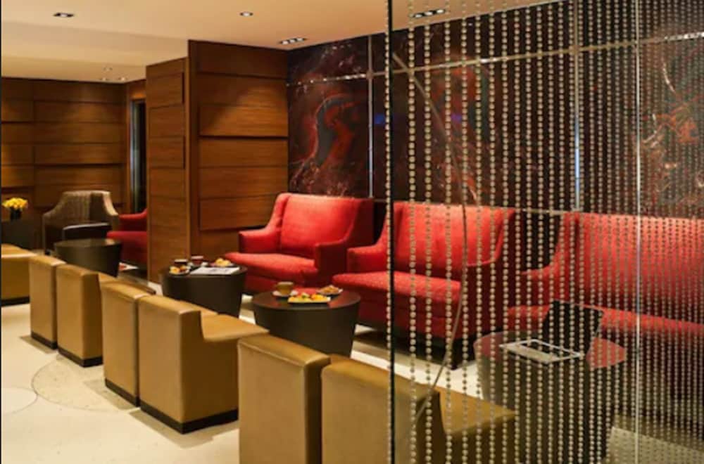 The Pearl New York 15/17