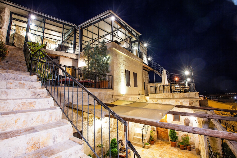 Kayadibi Cave Otel 1/49