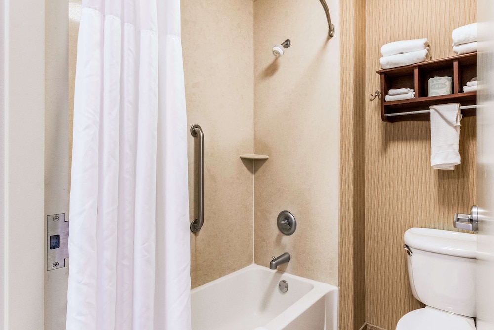 Hampton Inn Derby Wichita Southeast 6/42