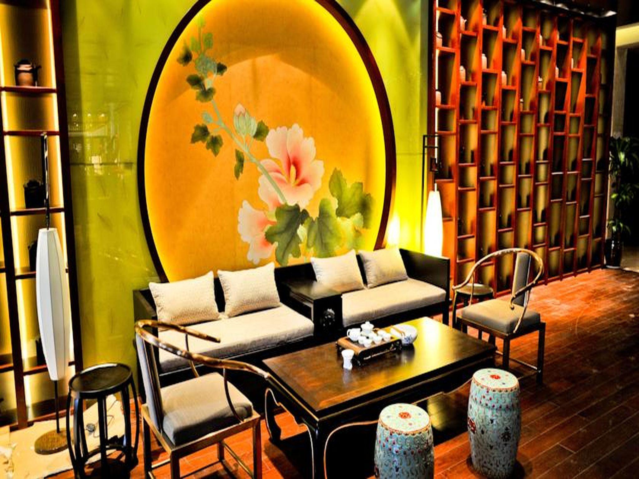 Chengdu Airport Hotel 45/55