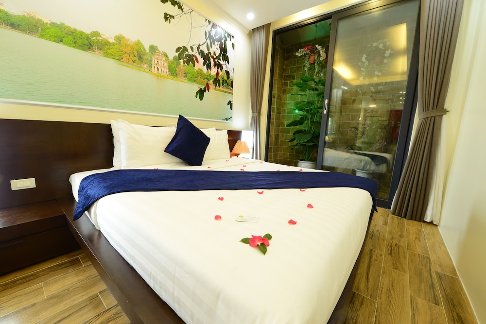Bella Rosa Hotel 46/64