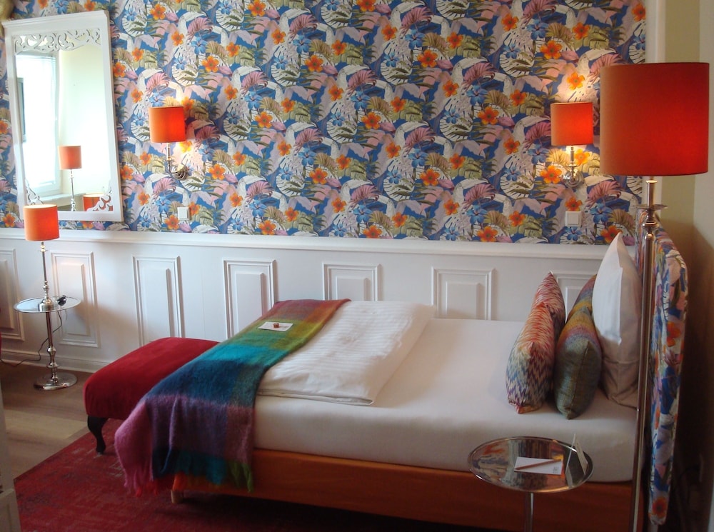 Hotel Sir And Lady Astor 10/35