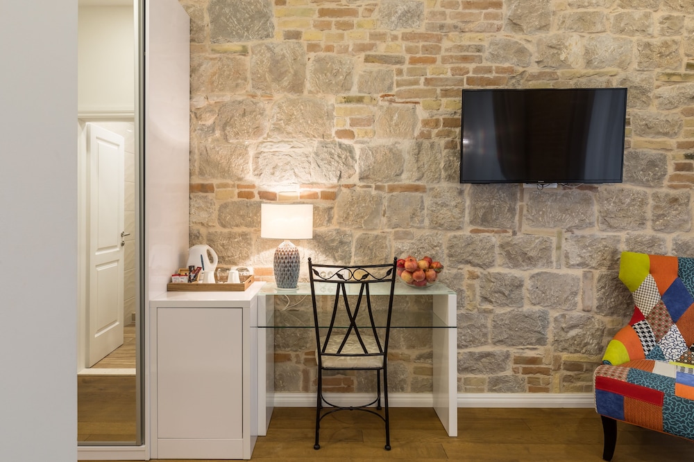Pellegrini Luxury Rooms 23/50