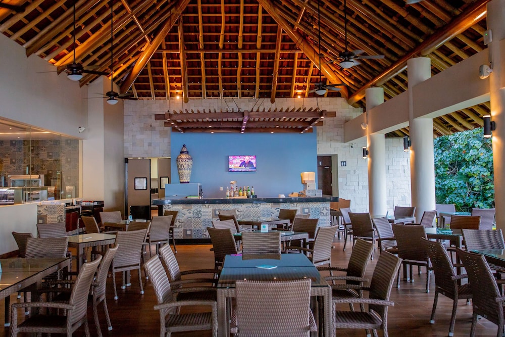 Occidental Nuevo Vallarta 37/47