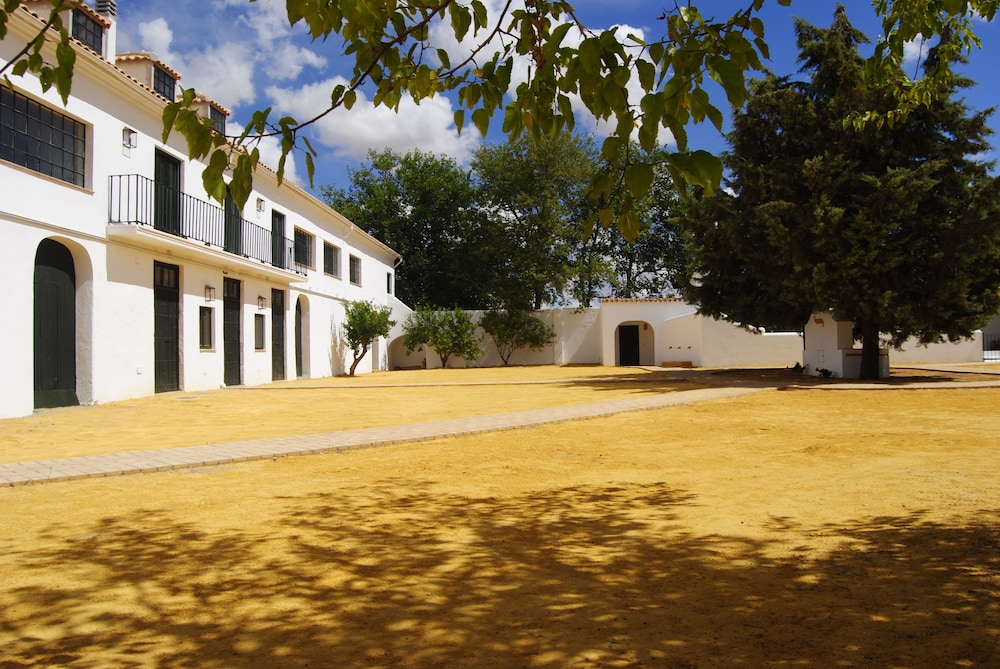 CORTIJO DE VEGA GRANDE 49/53