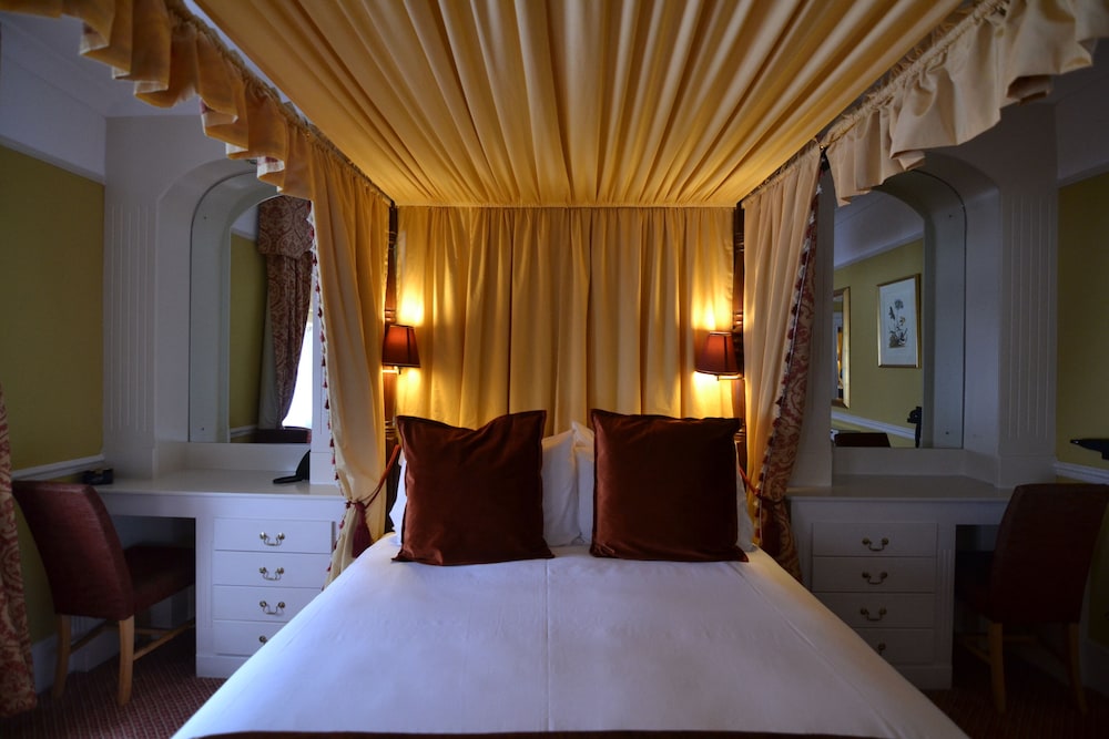 Angel & Royal Hotel 20/60