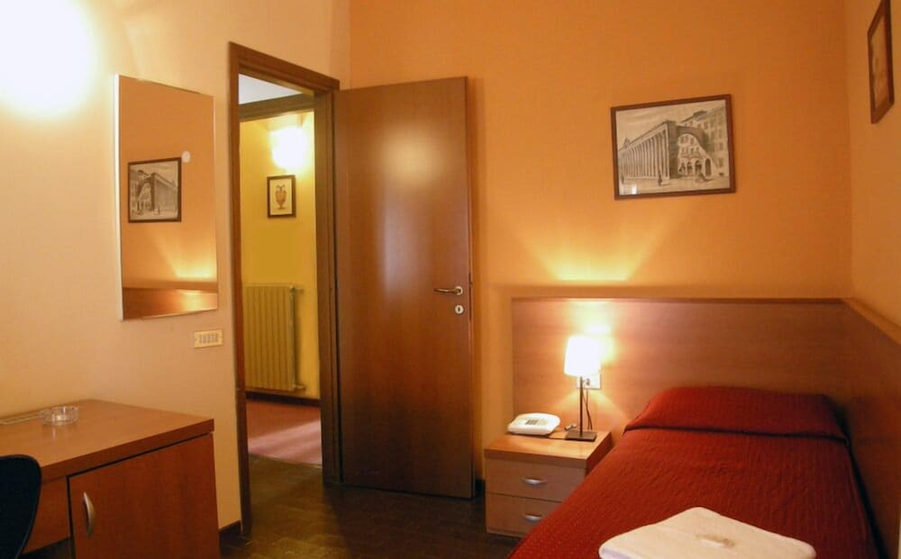 Hotel Forum 53/70