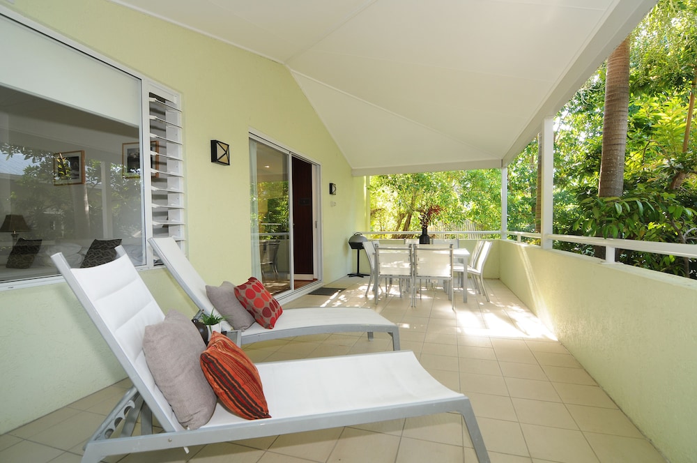 Verandahs Port Douglas 24/56