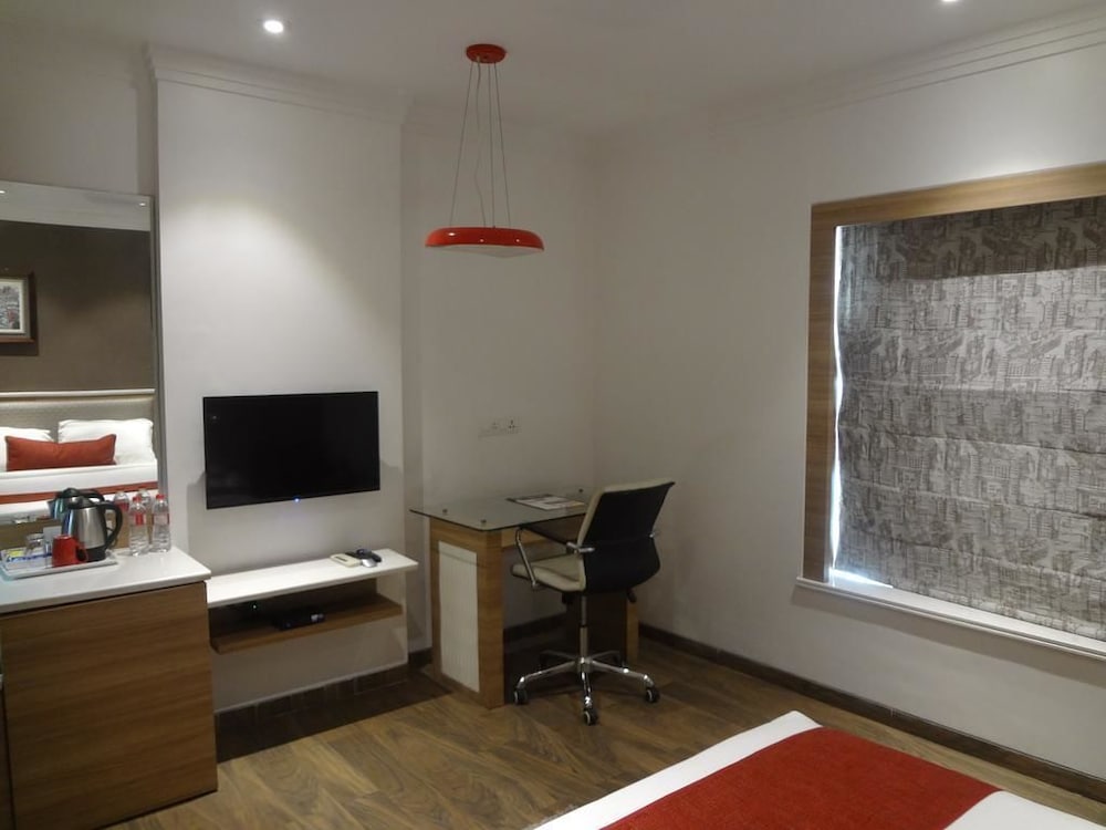 Jk Rooms 118 Urban Hermitage 42/50