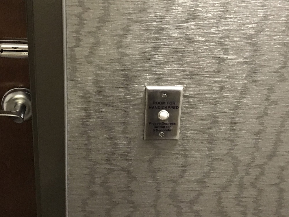 Comfort Suites McDonough Atlanta South 22/24