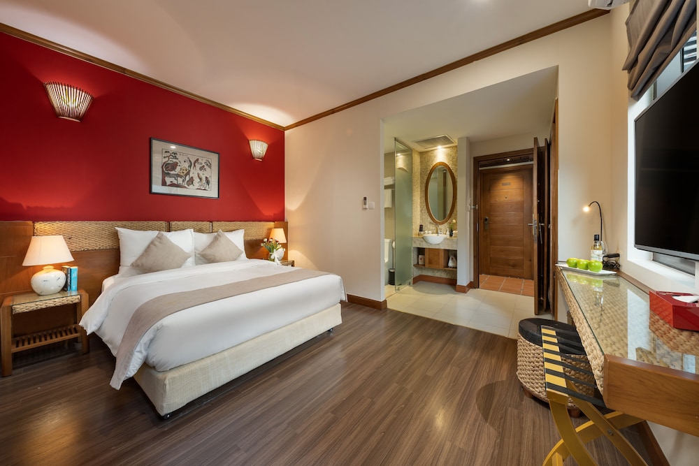 MK Premier Boutique Hotel 24/65
