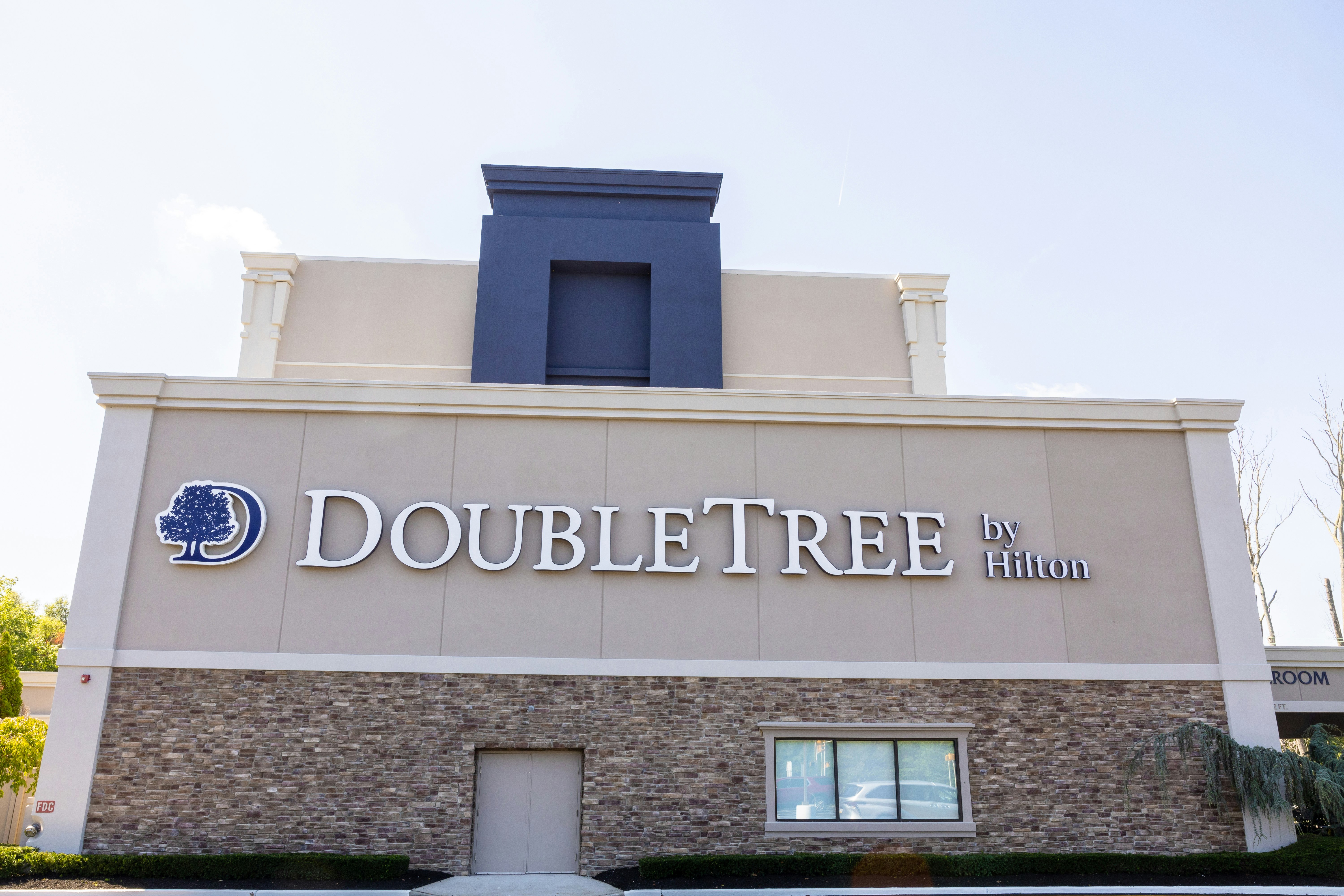 DoubleTree by Hilton Hotel Tinton Falls - Eatontown 2/51