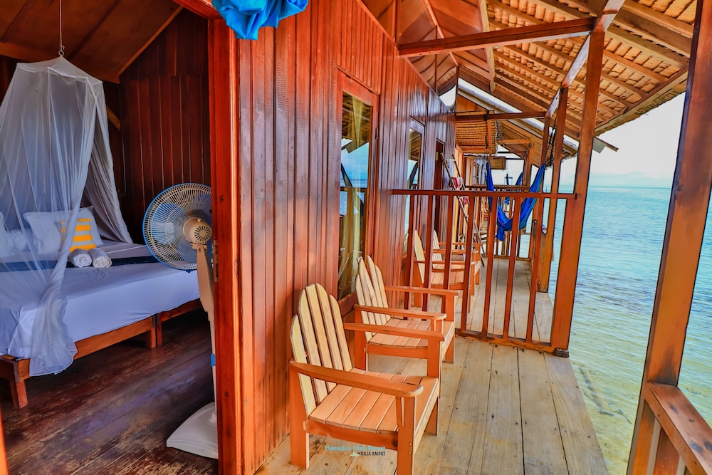 HamuEco Dive Resort Raja Ampat 10/45