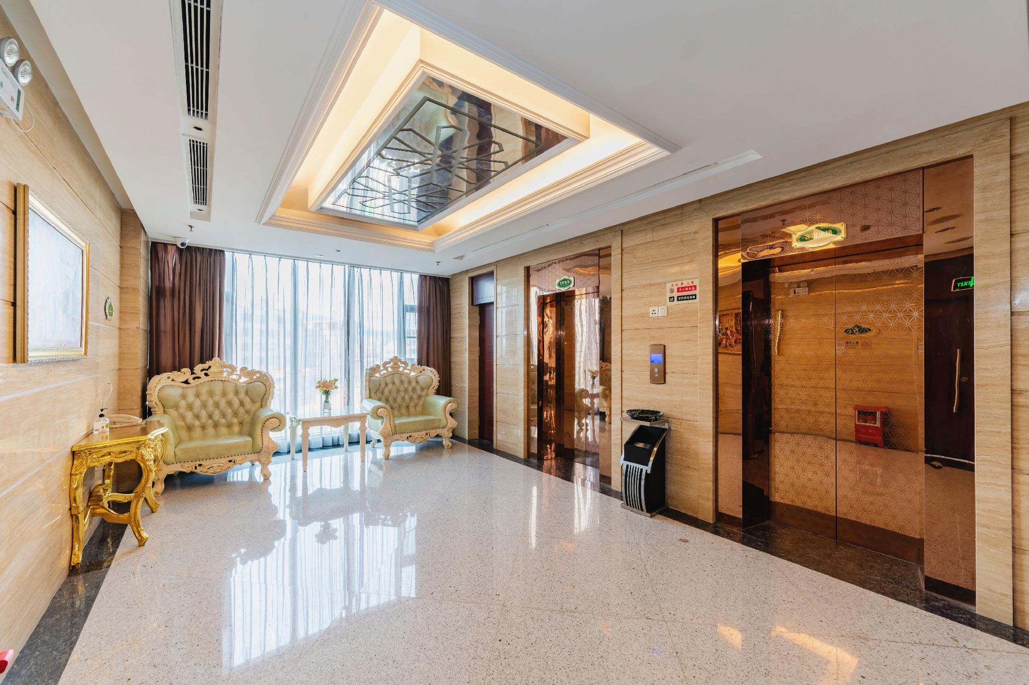 Vienna Hotel (Foshan Longjiang Convention and Exhibition Center) 29/36