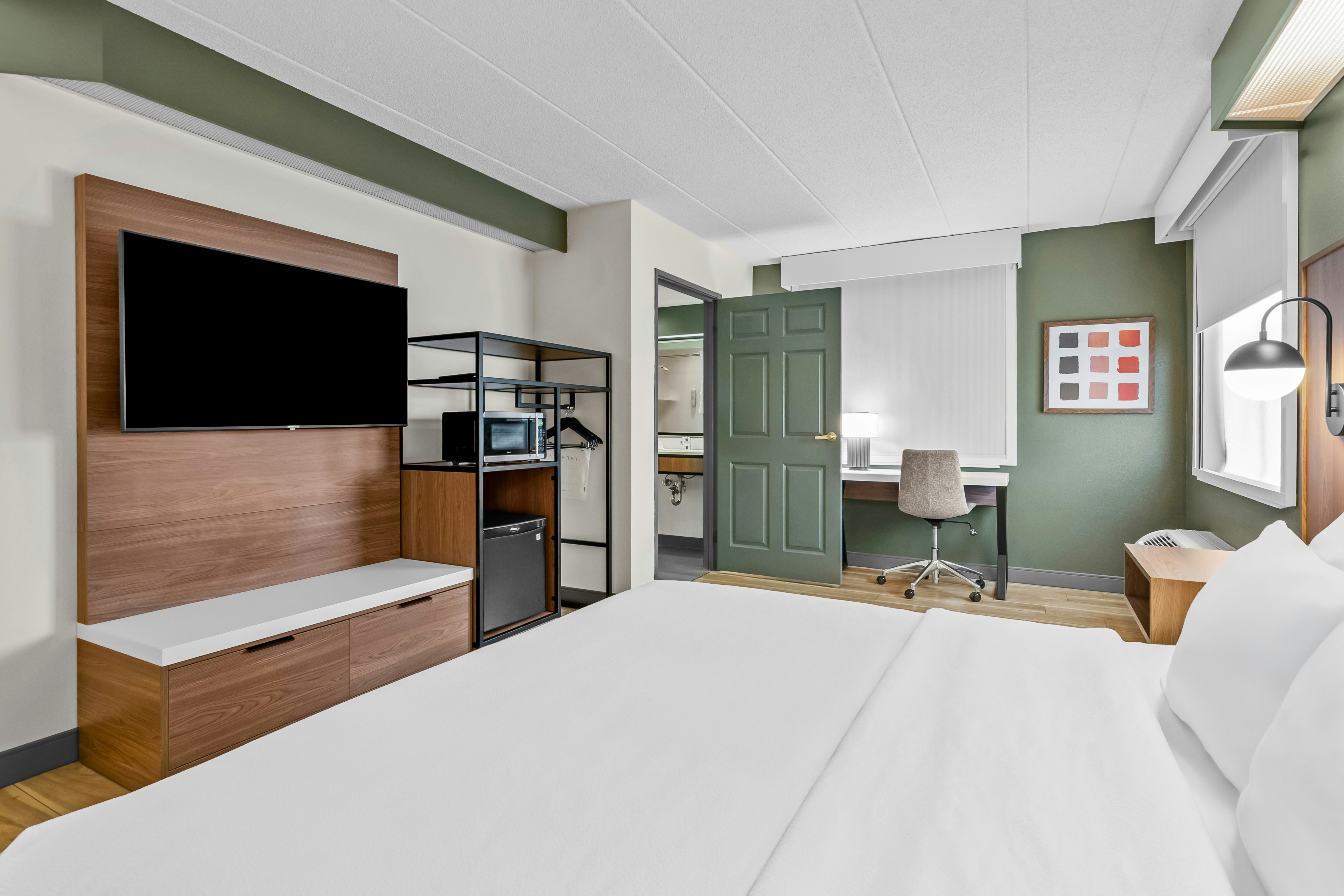 Spark by Hilton Lynchburg - University Area & Hwy 460 7/21
