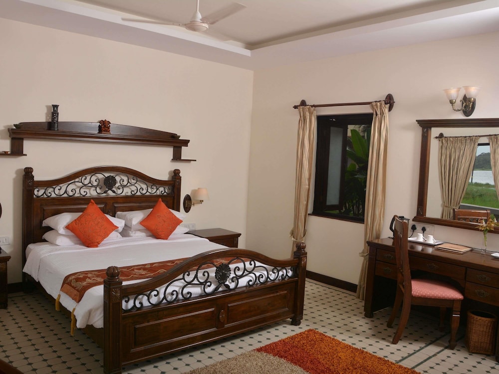 Mercure Goa Devaaya Resort 12/49