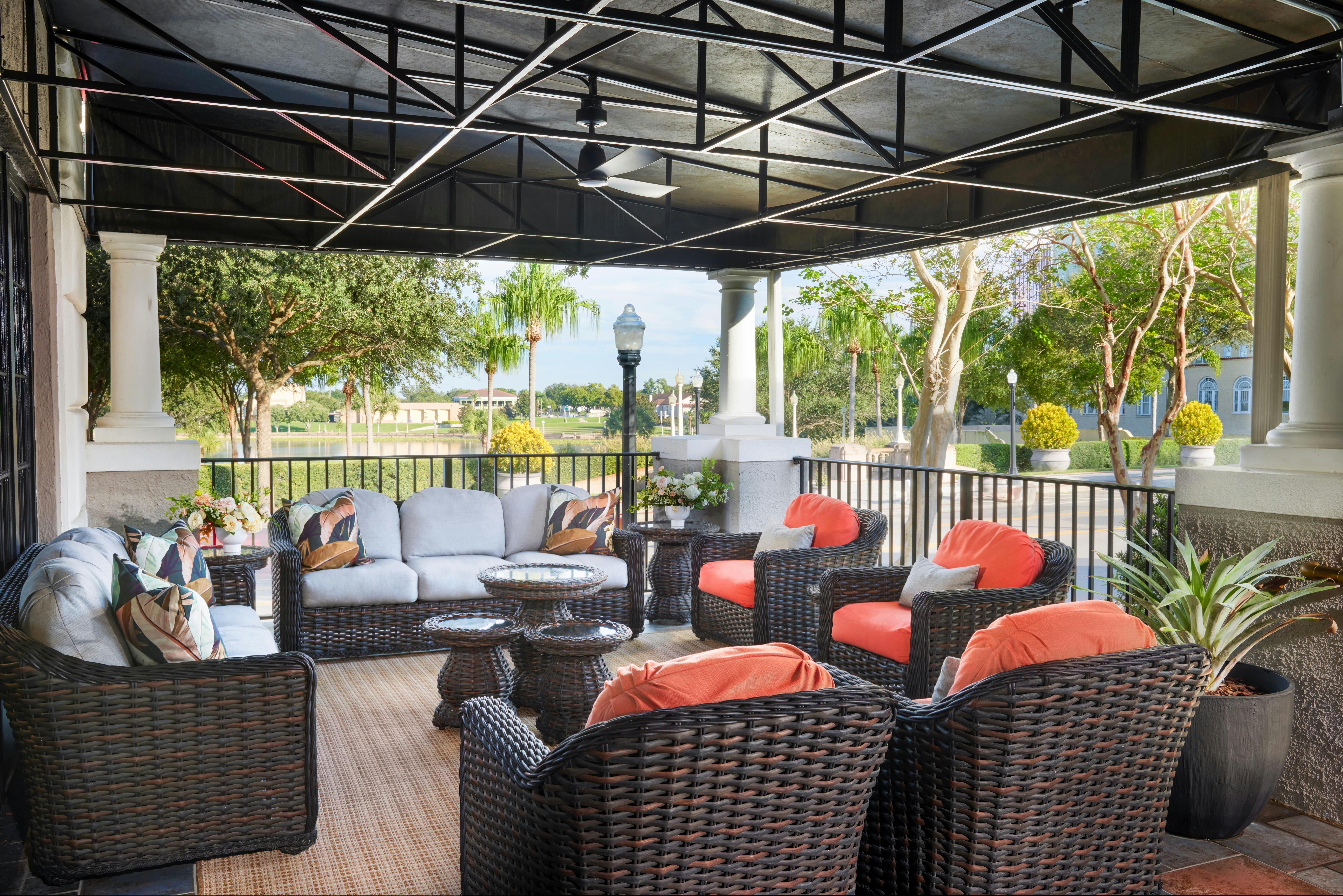 The Terrace Hotel Lakeland, Tapestry Collection by Hilton 31/71