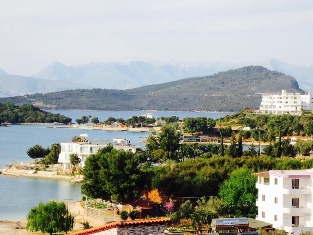 Hotel Mira Mare 48/50
