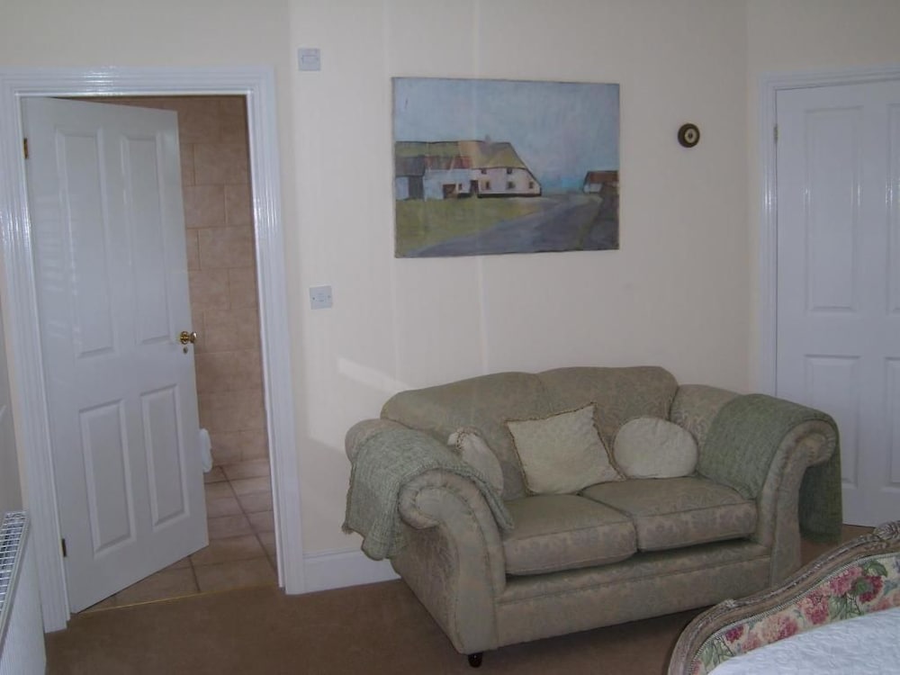 The Hall Farm B B 7/24