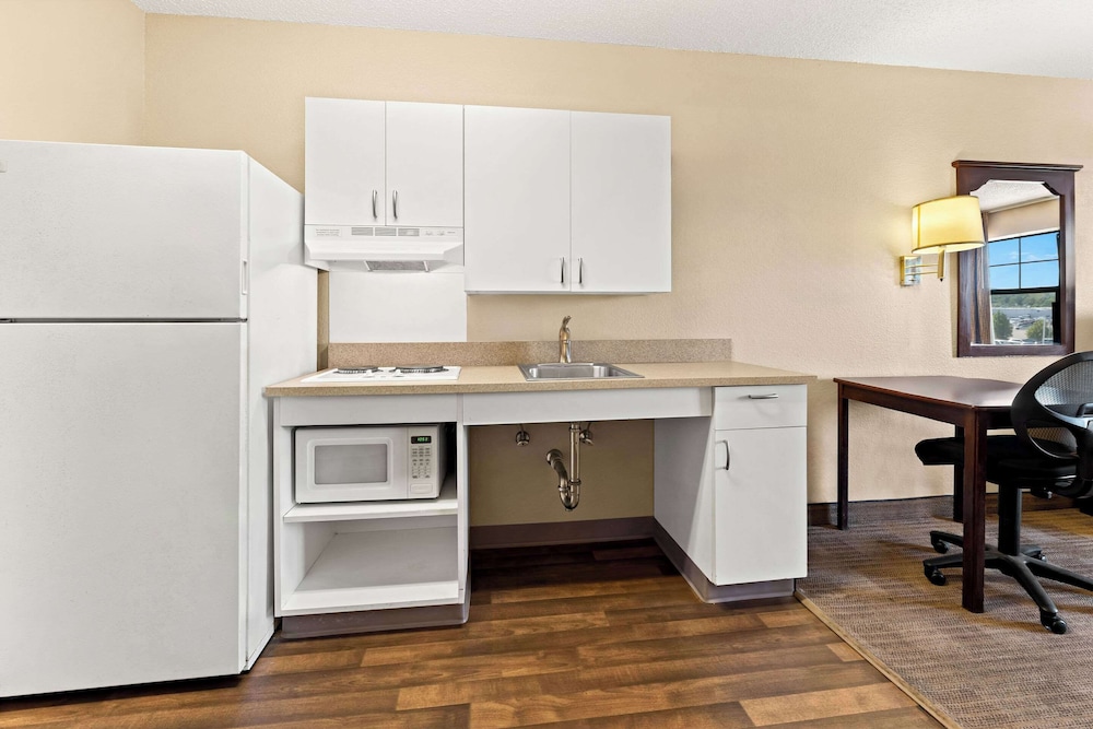 Suburban Studios Columbus Fort Benning Area 24/34