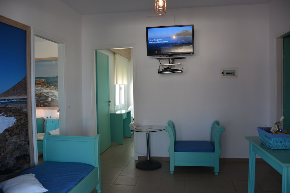 Blue Beach Villas Apartments 38/61