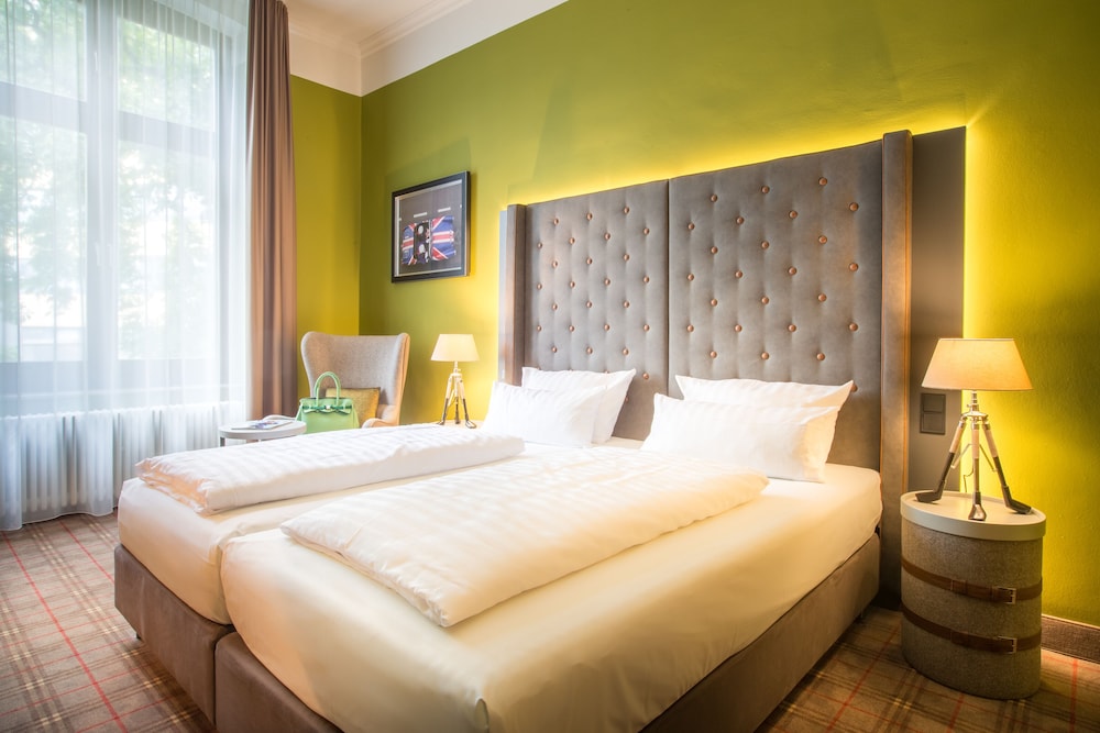 Top the Ascot Hotel Cologne 6/38