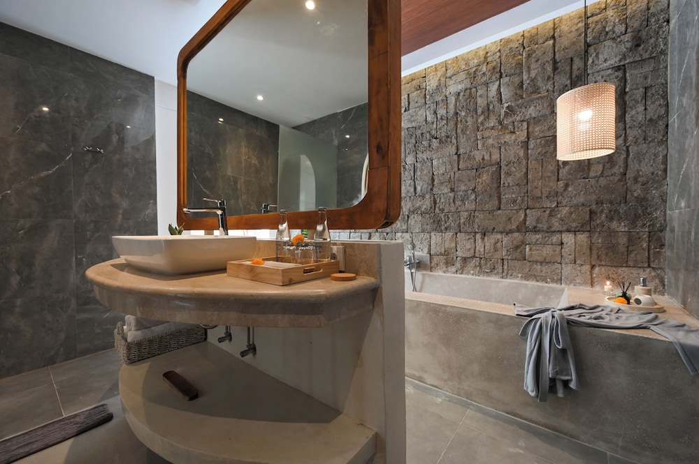 D Wina Villa Canggu 72/73