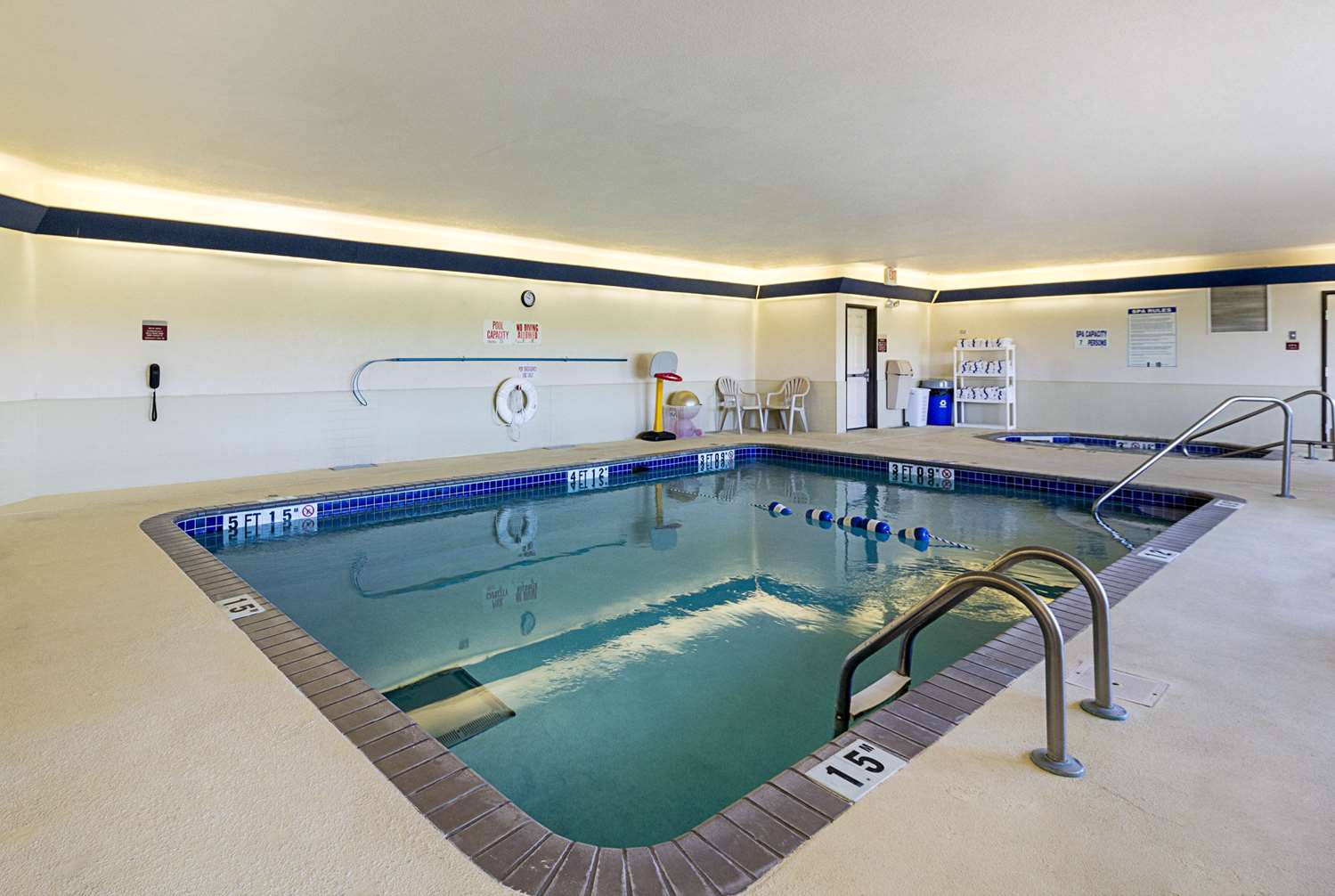 Quality Inn Fairmont 20/28