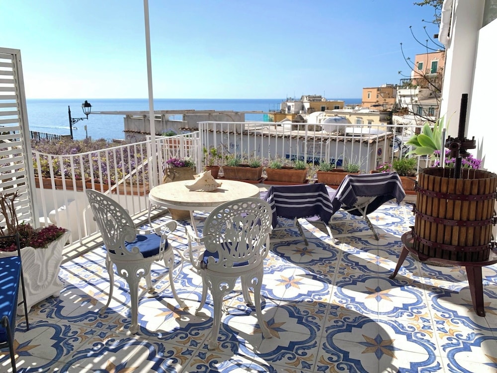 Villa Delle Palme Hotel 26/50