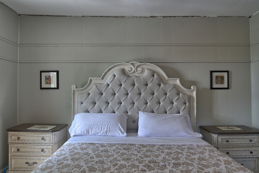 Charlevoix House 22/50