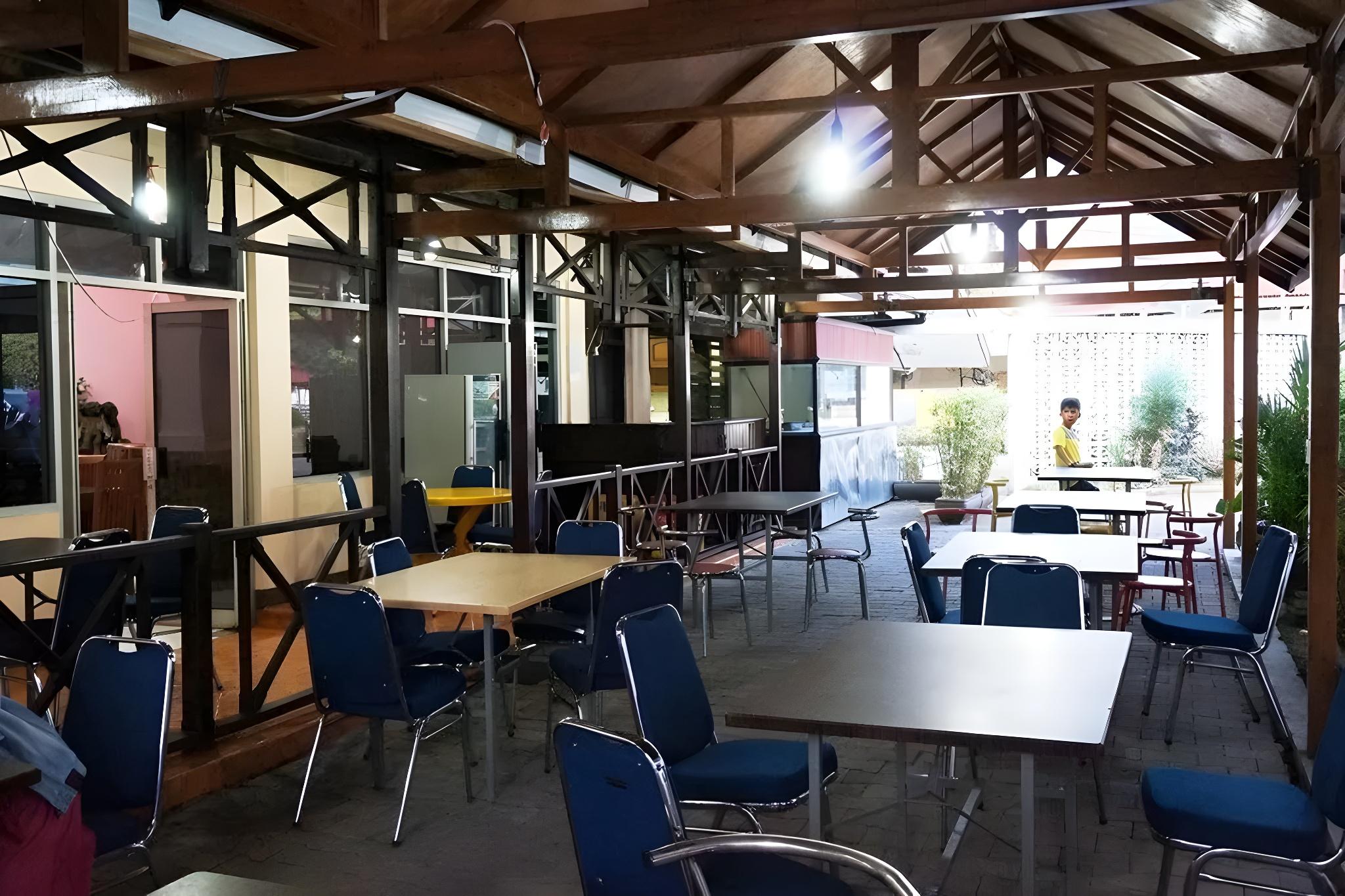 Khas Ombilin Hotel 23/33
