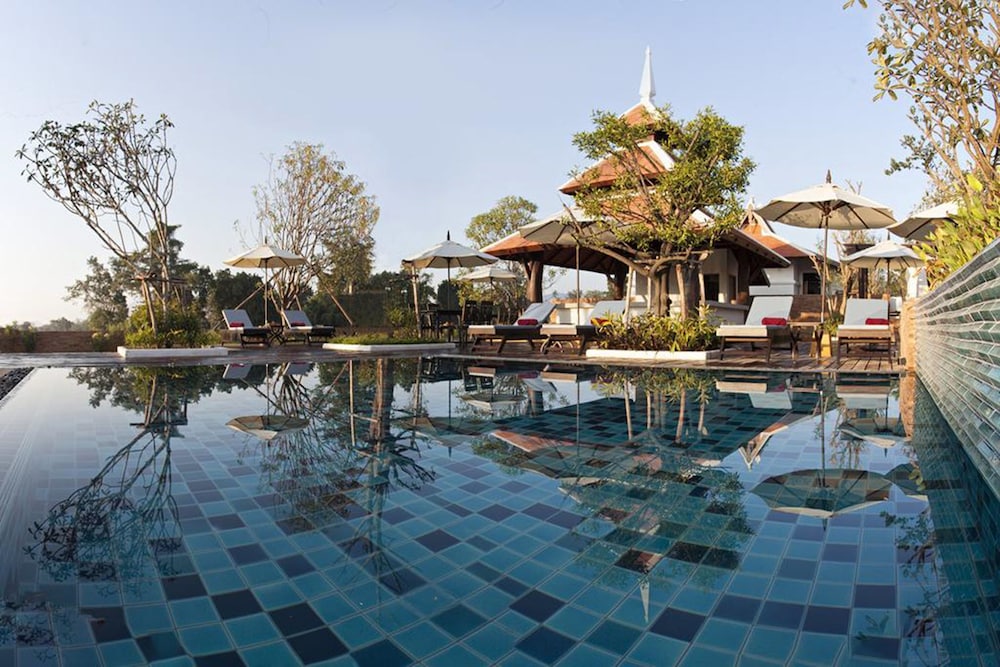 SRIWILAI SUKHOTHAI 20/43