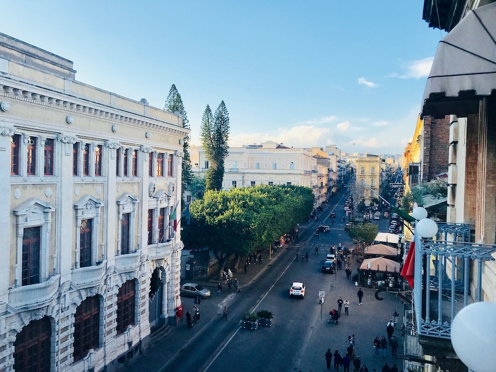 Santuzza Hotel Catania 41/50