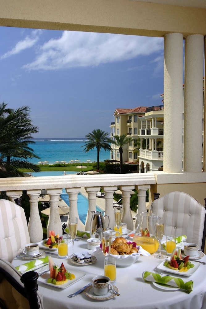 Somerset On Grace Bay 58/76