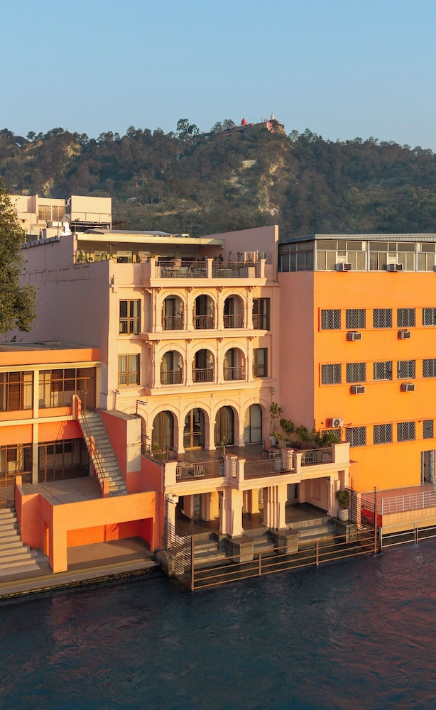 Hari Ganga Niwas, Haridwar - IHCL SeleQtions 6/48