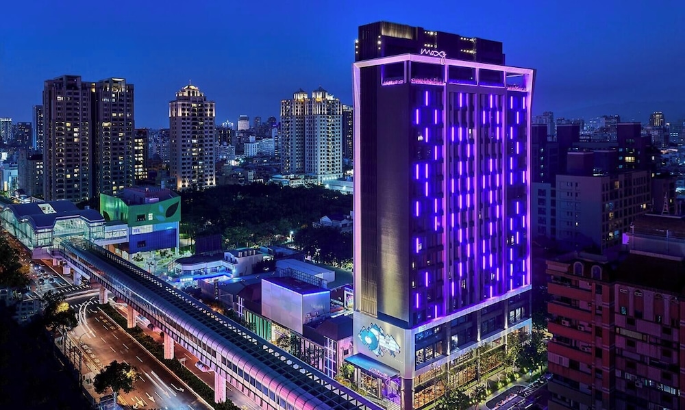 Moxy Taichung 4/42