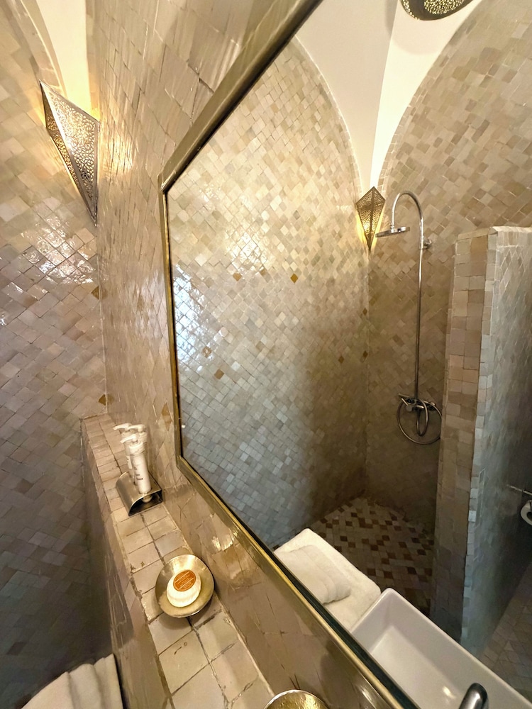 RIAD ADORE 42/45