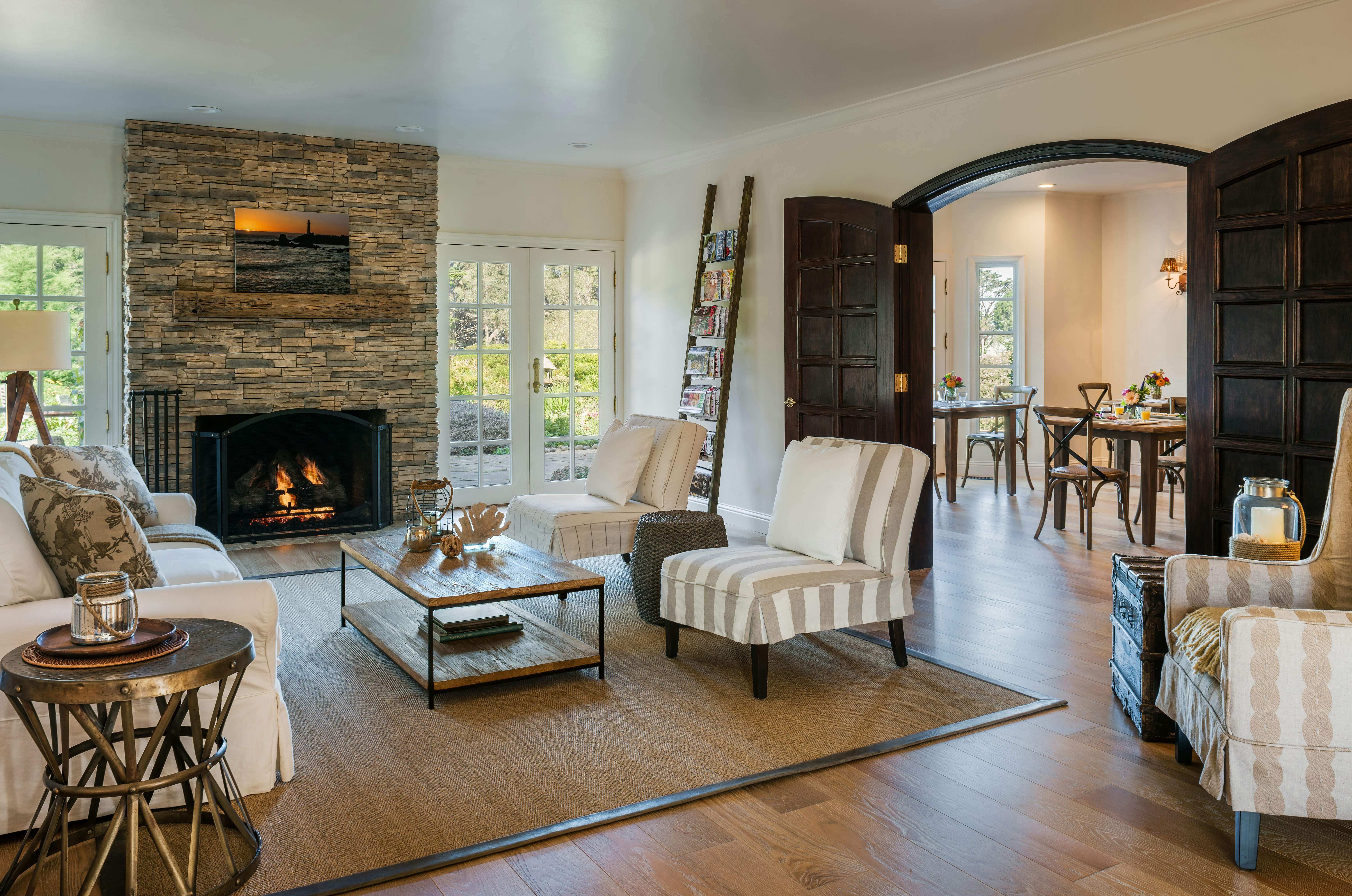 Seal Cove Inn 25/75
