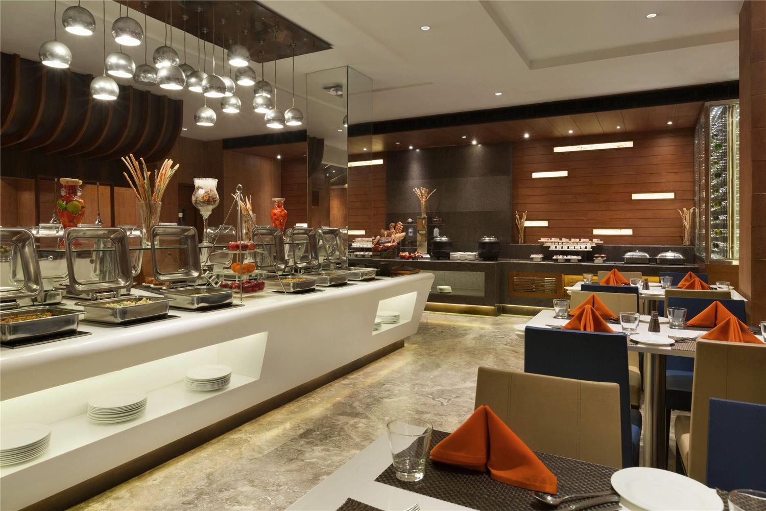 Ramada Plaza by Wyndham JHV Varanasi 13/23