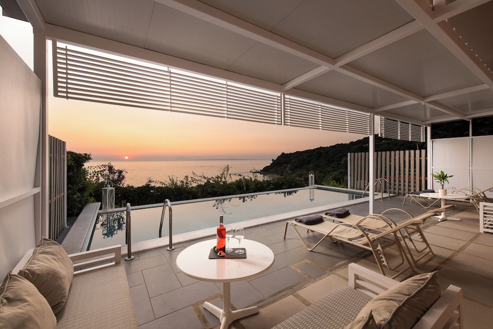 Mare Dei Suites 63/73
