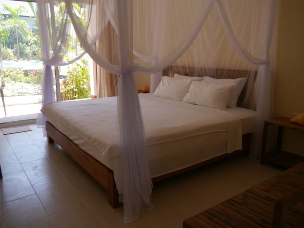 BUNGALOW