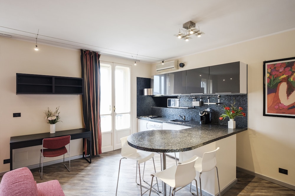 Residence Sacchi 7/80