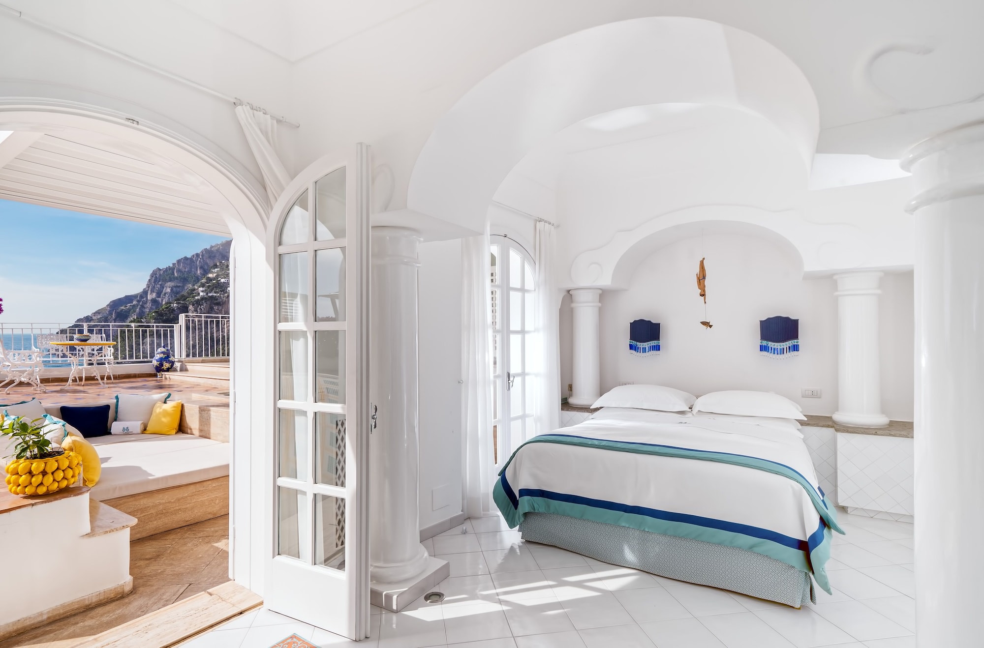 Elite, Suite, King Bed, Sea View, External Bathroom