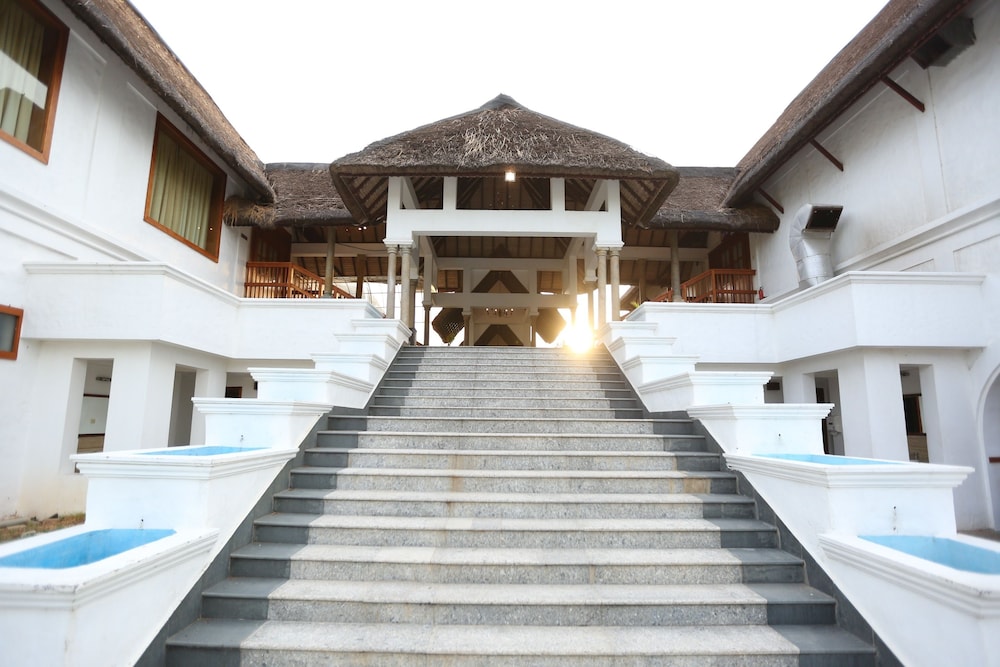 Le Pondy Resort 9/50