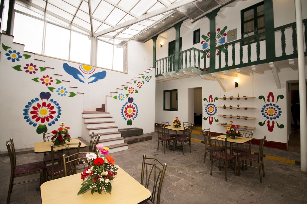Cusco Plaza Nazarenas 44/71
