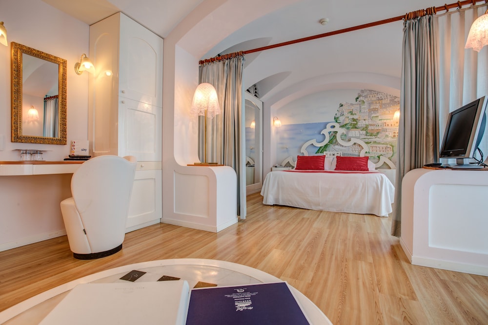 Atlantic Hotel Riccione 28/75
