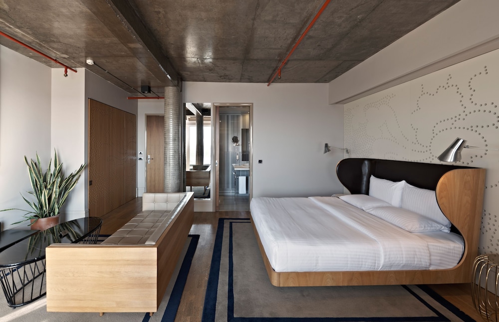 Witt Hotel 10/56
