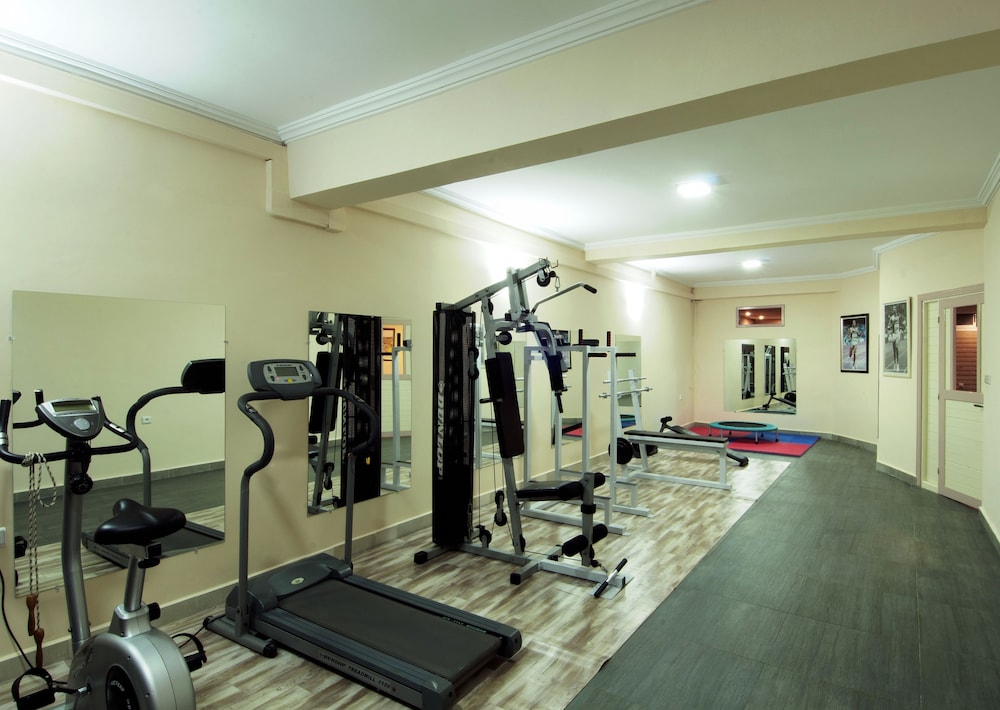 Aparthotel Les Oliviers Suites And Spa 15/38