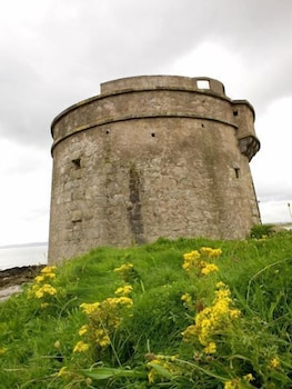 Shoreline Hotel in Donabate